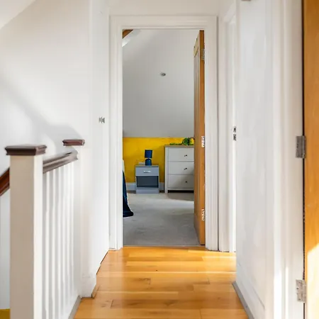 Ealing Common Contractor Flat Apartment Exterior photo
